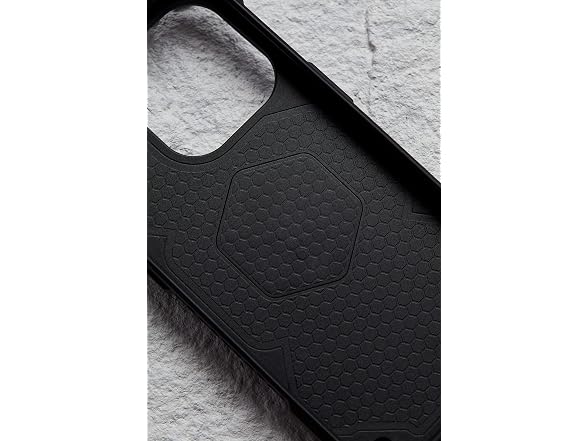 URBAN ARMOR GEAR UAG Designed