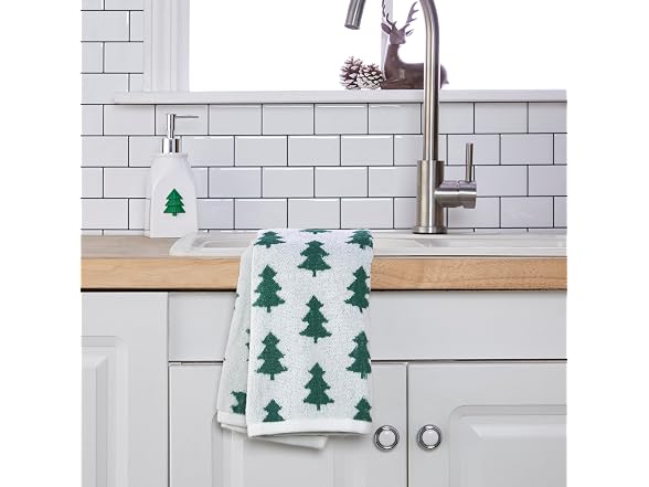 Winter Holiday Trees 100% Cotton Premium 4-Pc Towel Set
