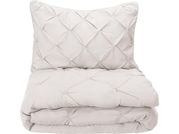 AmazonBasics Pinch Pleat Comforter Set