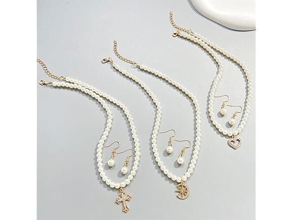 Dreuyet Faux Pearl Earring and Necklace