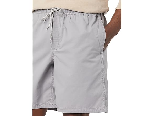 Amazon Essentials Mens 8' Shorts