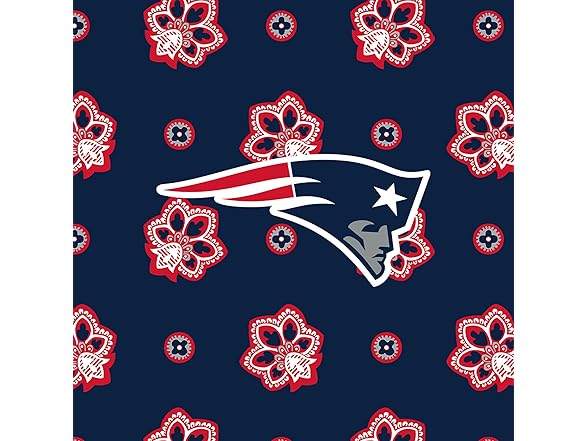 PATRIOTS Vera Bradley Womens NFL Vera Tote Bag