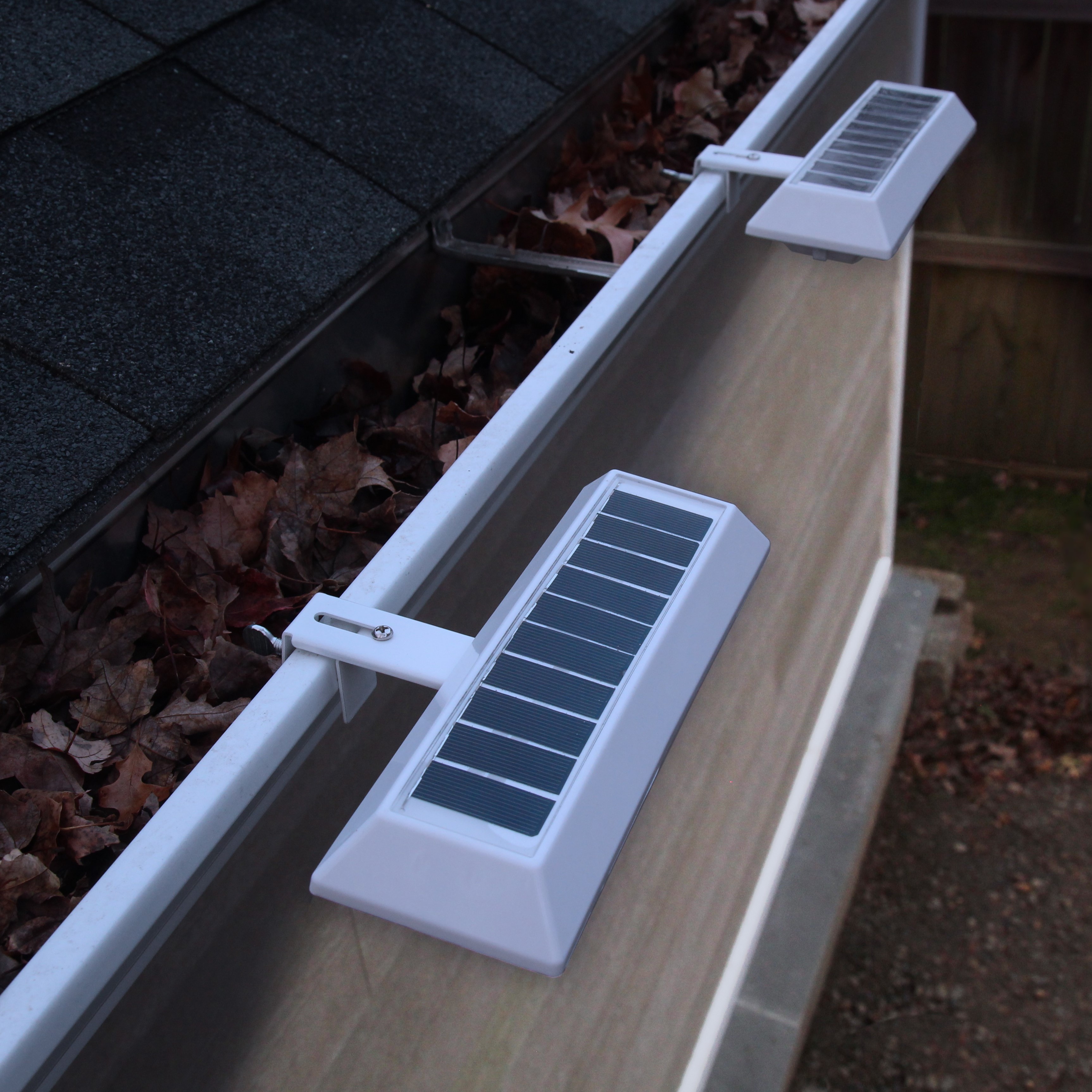 Solar Motion Detector Outdoor LED Lights - 2 Pack - Gallery 10