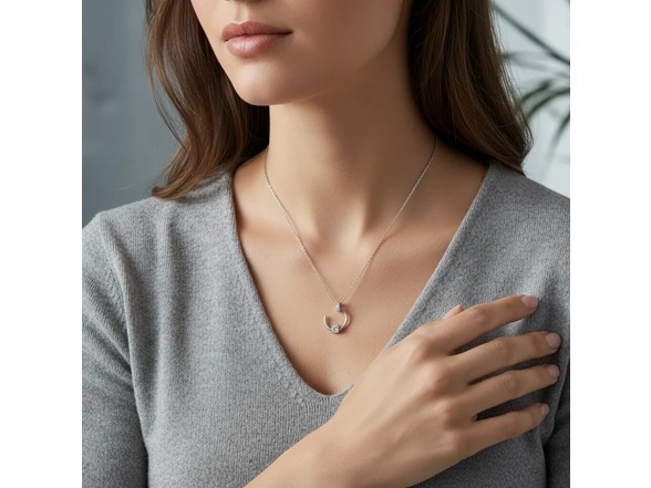 Open Circle Moissanite Diamond Necklace