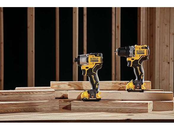 DEWALT DCK221 12V Max Combo Kit