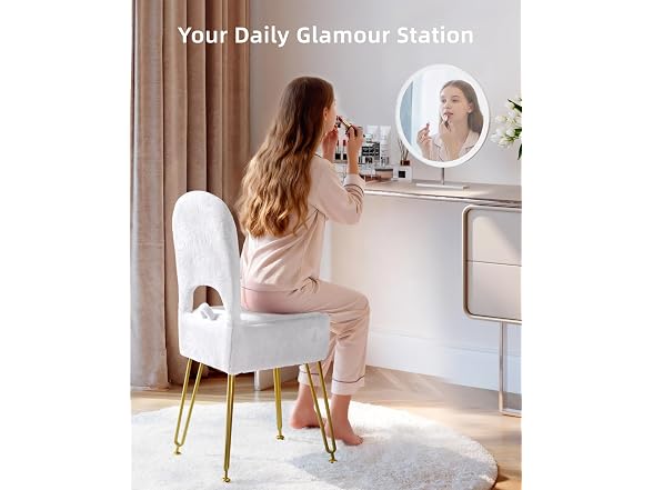 GOUUN White Faux Fur Vanity Chair