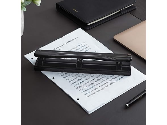 Amazon Basics 3 Hole Punch