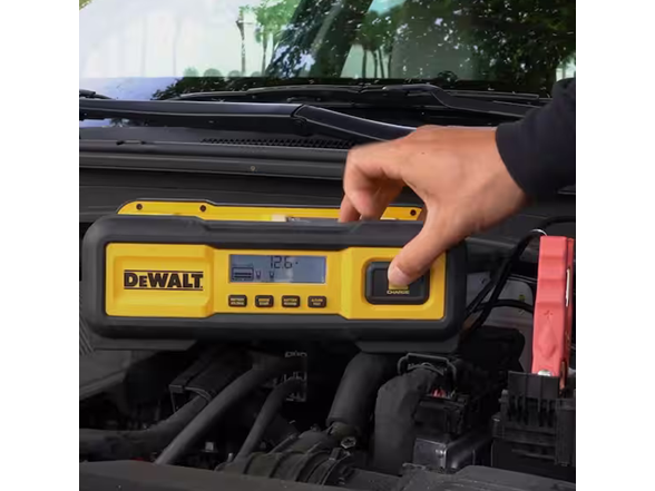 Dewalt DXAEC100 100A Car Battery Charger/Maintainer