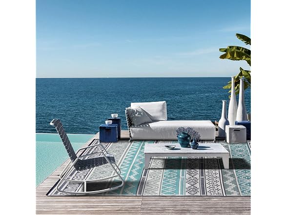 STRICKLANDHOME Outdoor Rug 8 x10 Ft