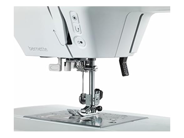 Bernette B38 Swiss Design Computerized Sewing Machine