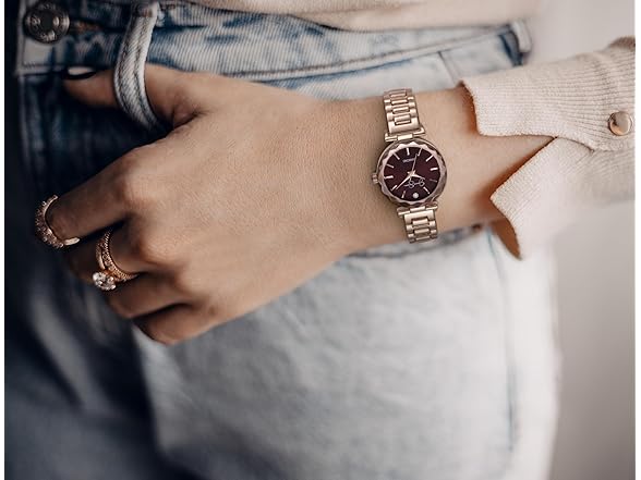 Jessica Simpson Quartz Watch w/ Metal Band