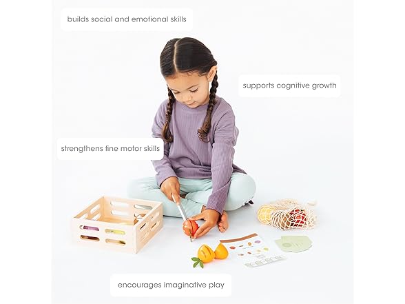 Pearhead Wooden Play Food Set – 21-Piece Pretend Kitchen Toy