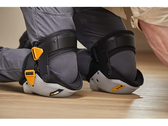 Toughbuilt TB-KP-G3R GelFit Grip Thigh Support Stab