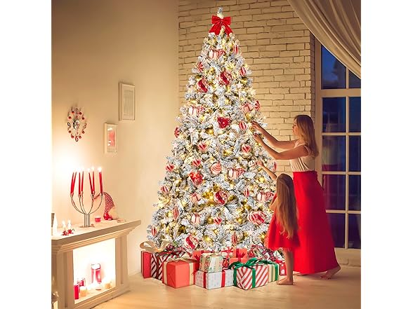 Pre-Lit Snow Flocked Christmas Tree