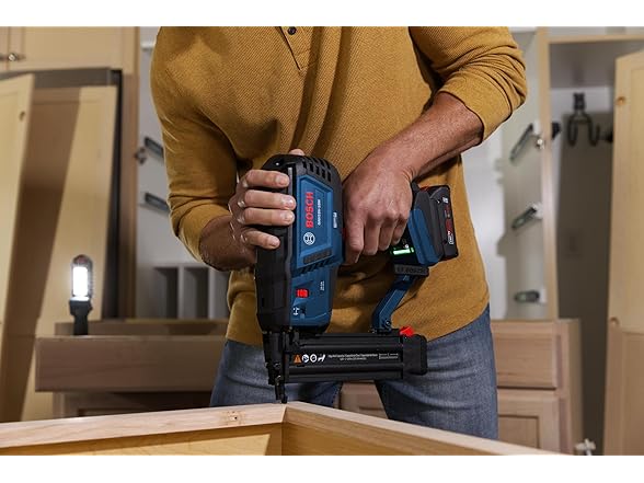 Bosch GNH18V-18MB12 BOSCH GNH18V-18MB12 18V Brushl