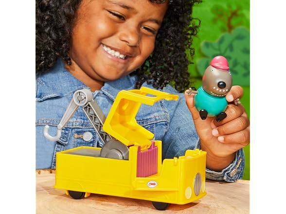 Peppa Pig Granddad Dog's Tow Truck Set