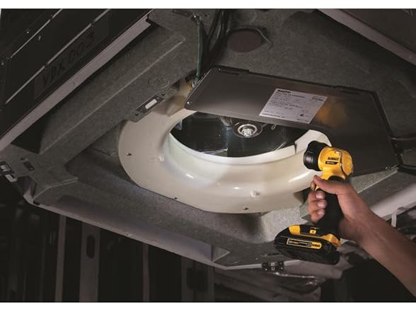 DEWALT DCL040 20V MAX* LED Work Light/Flashlight