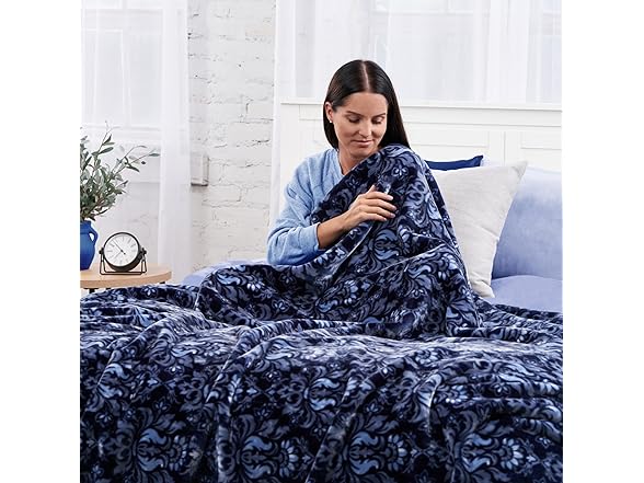 Northwest Ashford Home Cozy Throw Blanket (Varies)