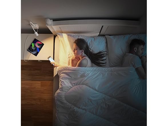 PRINCEWAY Plug In LED Reading Light with Outlet