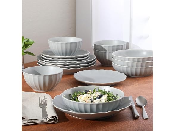 Malibu Shore 16 Piece Scallop Stoneware Dinnerware Set - Blue