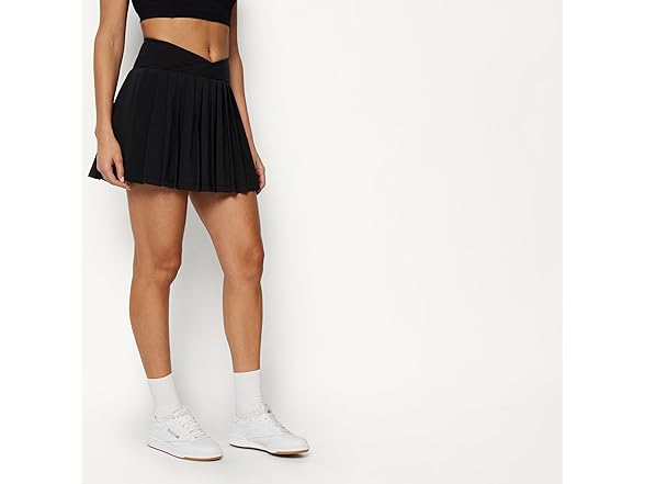 Amazon Essentials Women Performance Stretch Shorts