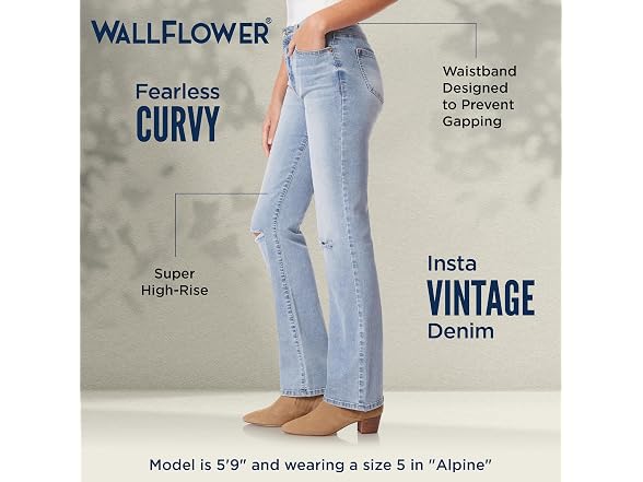 WallFlower Women (9) Fearless 70s Bootcut Jeans