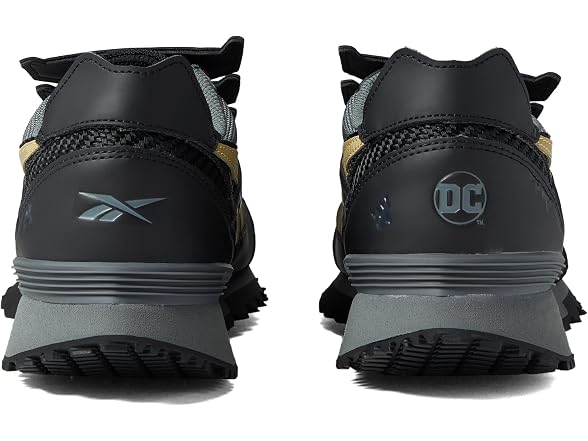 Reebok X DC Batman LX 2200 Sneaker (M7.5/W9)