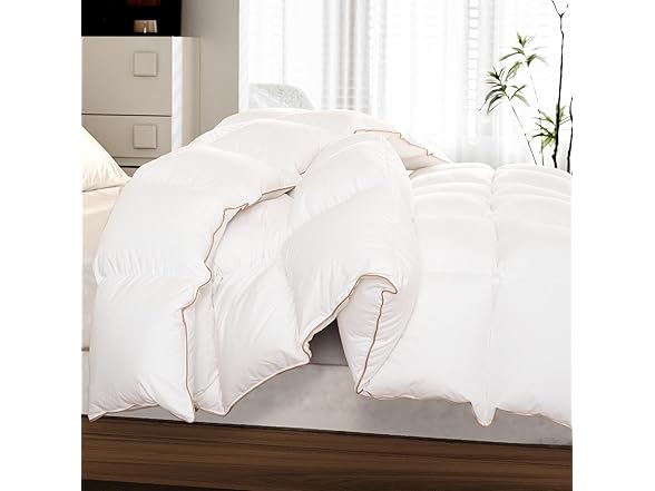 Vexino Down Comforter