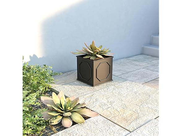 LeisureMod SP10BL Sprout Planter Black, 10.2"
