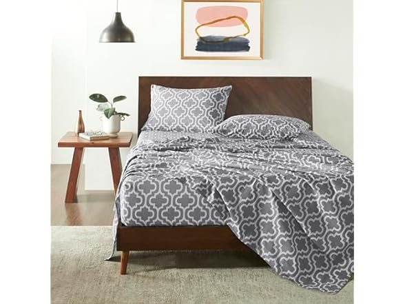 Superior Printed 100% Brushed Cotton Flannel Sheet Set