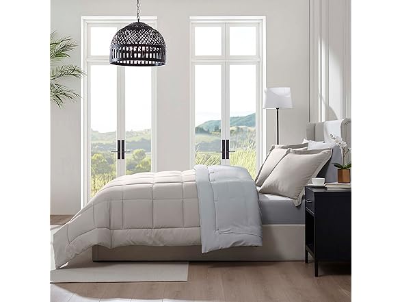 Nestl 7 Piece King Comforter Set