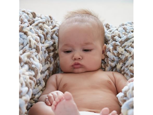 Bernat Baby Blanket Yarn, 3.5oz, Super Bulky