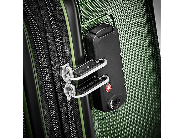 Samsonite Winfield 3 DLX Hardside Expandable Luggage Set