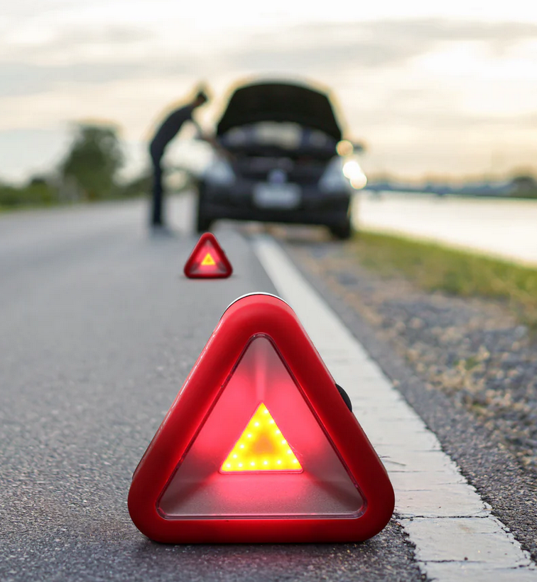Aduro Roadside LED Safety Triangle Lights 2pk - Gallery 5