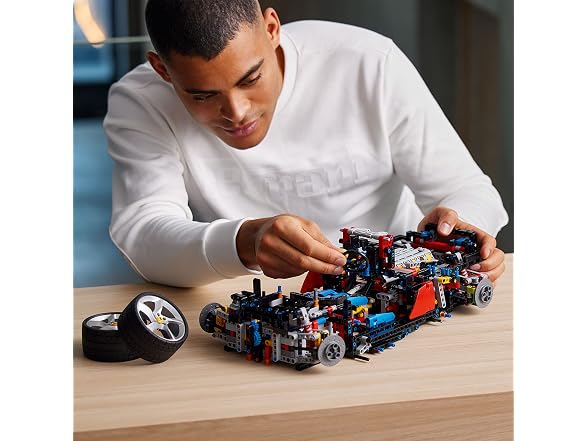 LEGO Technic Ferrari Daytona SP3 42143
