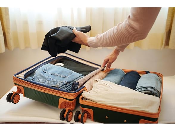 Dockers Hooper Hardside Expandable 8-Wheel Carry On Luggage, 20"