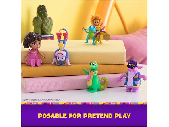 Dora Fantastic Friends Gift Pack, 5 Collectible Toy Action Figures
