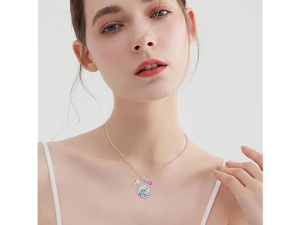 MollyQueen Wave Mustard Seed Necklace