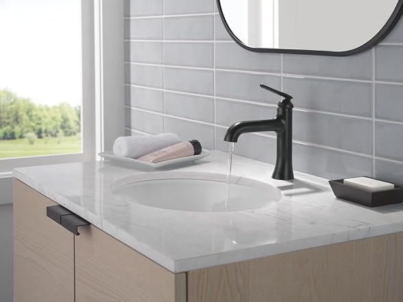 DELTA Delta Bonacci Matte Black Bathroom