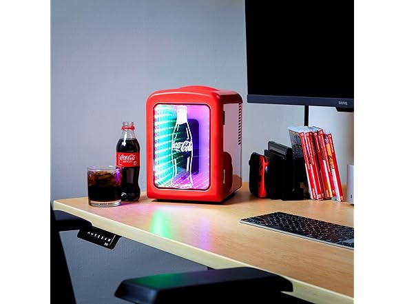 Coca-Cola 4L / 6-Can Mini Fridge