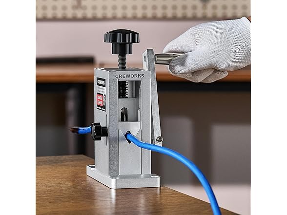 CREWORKS Manual Wire Stripper Machine