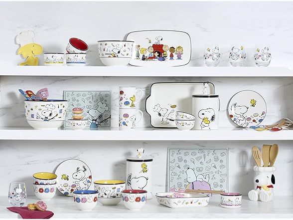 Lenox 897219 Snoopy Valentines Day Mugs, Set of 4