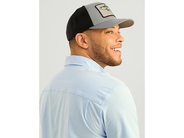HUK Men's Next Level Button Down Shirt (Small)