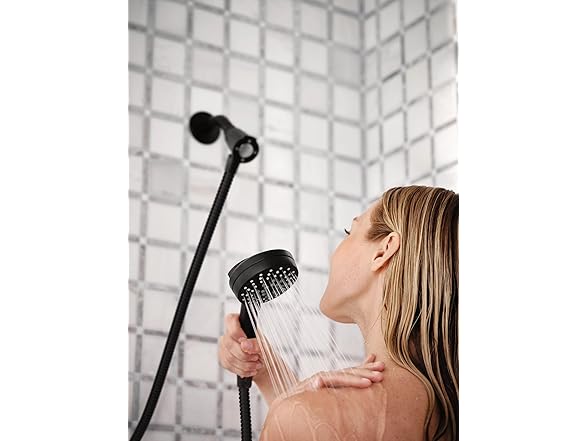 Moen 26100EPBL Engage Magnetix 3.5" Six-Function Showerhead