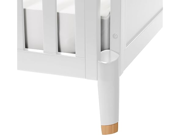 Little Seeds Aster 4-in-1 Convertible Crib