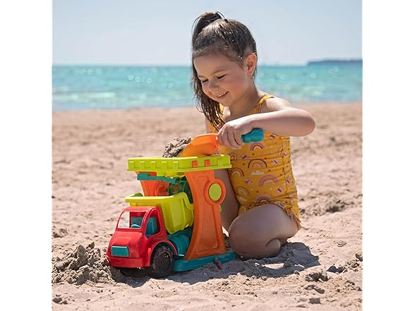 B. toys – Sandy Sifter Playset