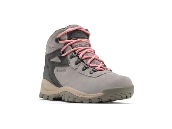 Columbia Women's Newton Ridge Plus Amped, 2024