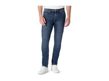 $8.99, Was $27.90, 67% Off! Amazon Essentials Men's Slim-Fit Jeans dealfomo
