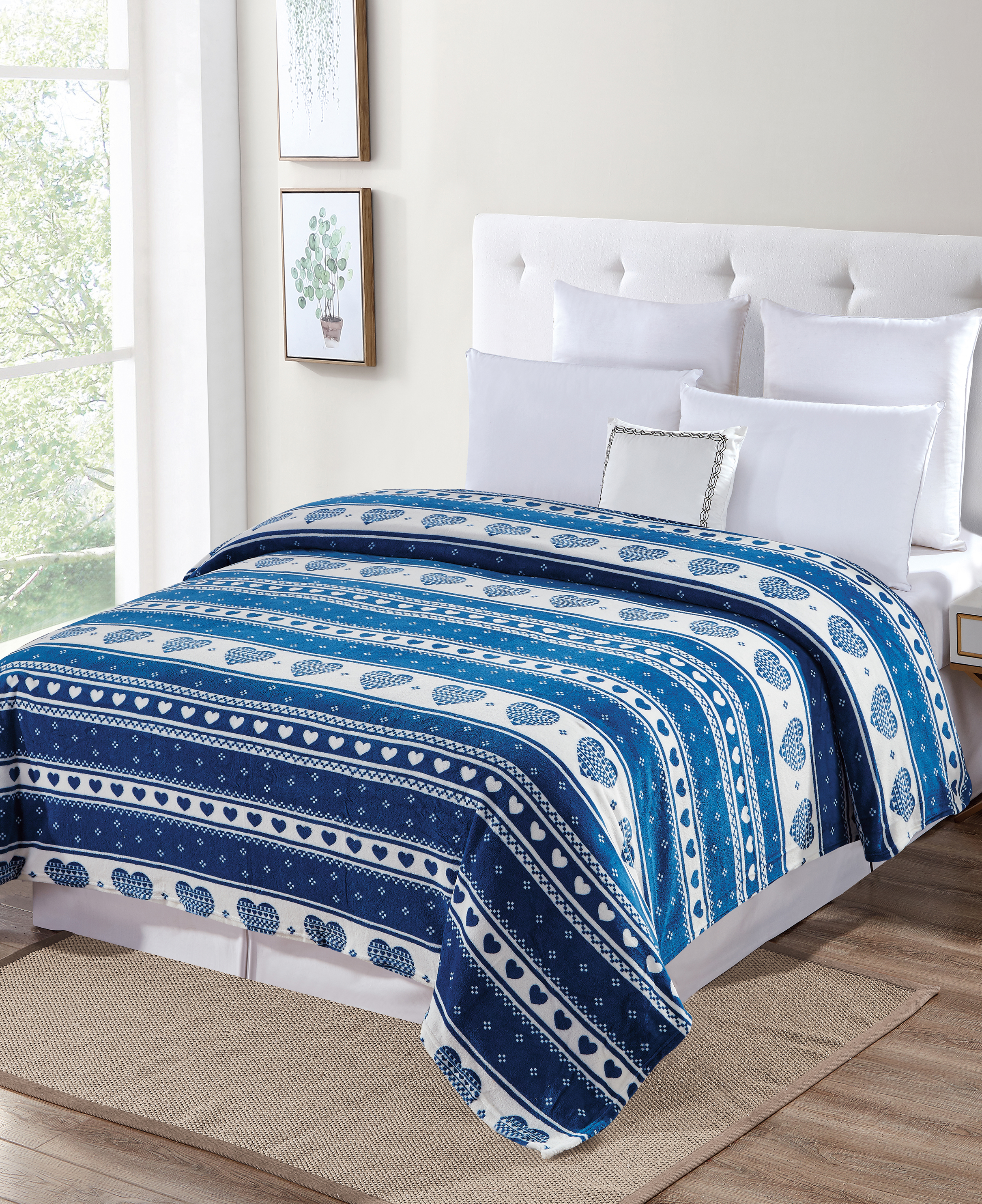 Noble House Heartfelt Microplush Blanket - Gallery 10