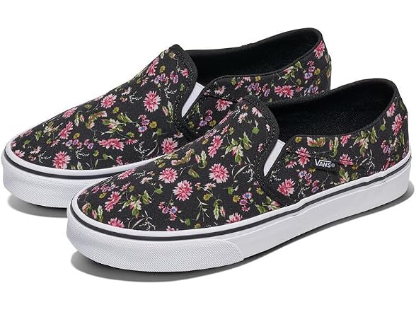 Vans Womens Asher Adult Low Top Sneakers